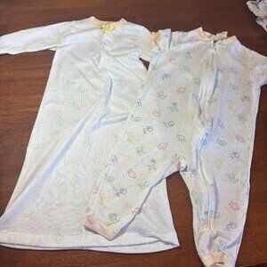 Set of 2 Vintage Carter's Baby Footless PJ & Devknit Sleeper - NB & 12 M